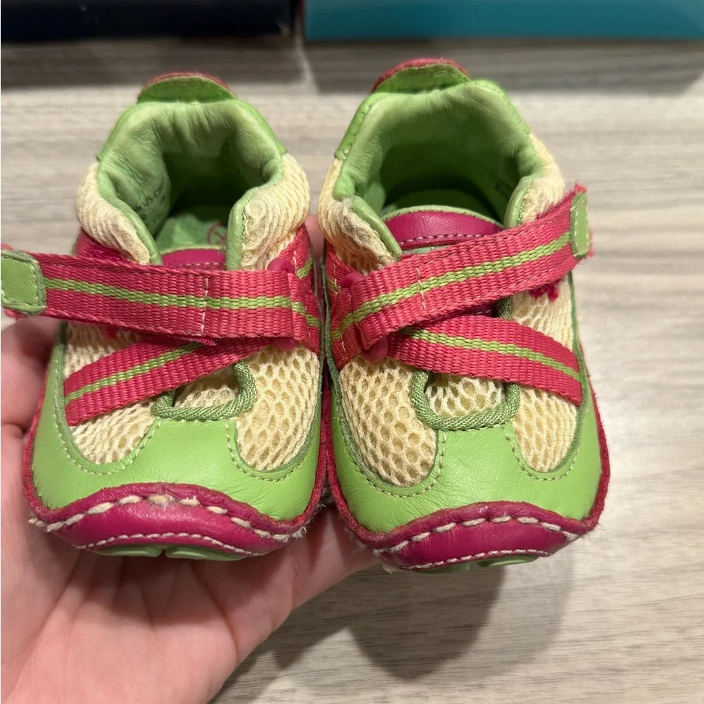 Stride Rite Baby Shoes in‎ Green and Pink Sz 1 Month Crawling Stage